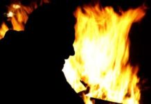 15 ani de închisoare pentru bărbatul care şi-a incendiat concubina gravidă
