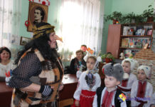 Cu zîmbet de Fecioară – Primăvara peste pamînt coboară
