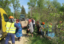 Locuitorii comunei Cremenciug s-au “luptat” cu inundațiile