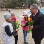 Primarul mun. Soroca a felicitat doamnele și domnișoarele cu ocazia zilei de 8 martie