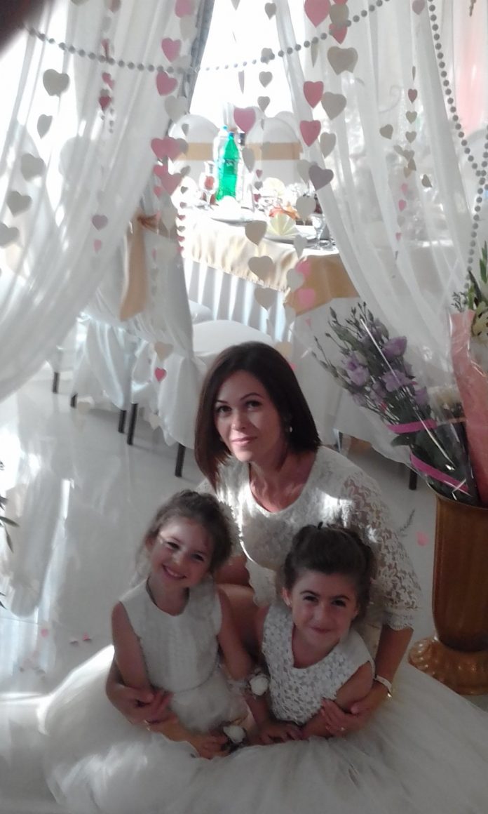 Corina Scutelnic, fiiceie Ionela, Alex-ra, Floresti