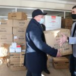 Măști de protecție distribuite în școli