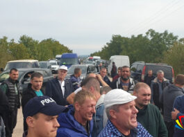 La Vasilcău oamenii au protestat pentru a fi auziți de autorități
