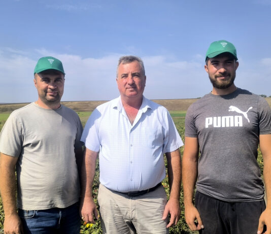 Roadele familiei Mazurchevici. Zeci de ani de muncă pe câmpurile din Hăsnășenii Mari