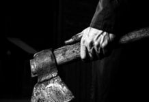 Condamnat la 16 ani de închisoare după ce și-a ucis soția cu toporul
