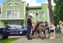 Uși deschise spre activitatea Poliției de Frontieră pentru elevii din Soroca