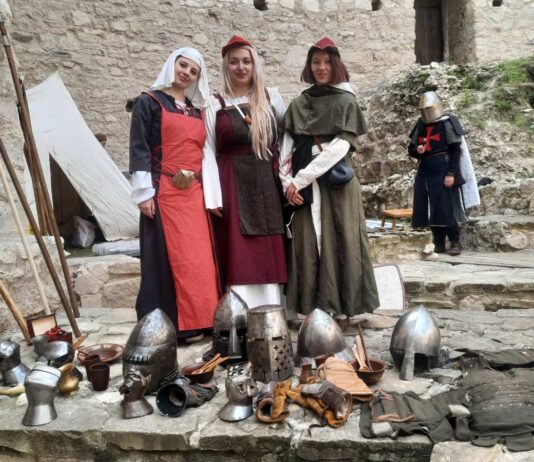 Ecoul istoriei. Cavaleri și legende în Cetate