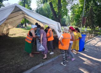 PRIMĂRIA SOROCA A INSTALAT UN CORT DE ASISTENȚĂ PE TIMP DE CANICULĂ