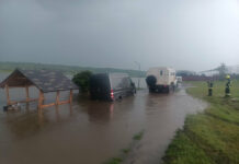 Ploile torențiale au făcut ravagii în Moldova: 65 de intervenții ale salvatorilor în zece raioane