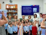 Claudia Partole, în dialog cu micii cititori la Biblioteca Municipală „Mihail Sadoveanu” Soroca