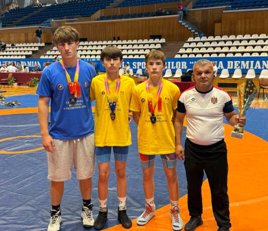 Sportivii Școlii Sportive Florești au urcat pe podium la un turneu internațional de lupte greco-romane din Cluj-Napoca