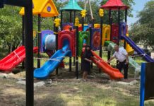 Primăria Soroca amenajează noi terenuri de joacă pentru copii