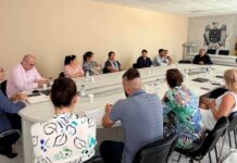 MEC și comunitatea din Otaci, în dialog pentru o participare mai mare a copiilor romi la educație
