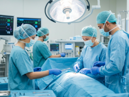 Din 1 iulie intră în vigoare noi reguli privind listele de așteptare pentru operațiile de cataractă și de protezare