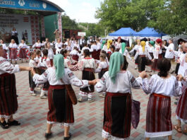 Satul Mîndîc a sărbătorit Festivalul Portului Popular și al Pâinii