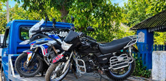 Trei motociclete, ridicate în urma unor percheziții la Vasilcău și Racovăț