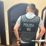 Percheziții în nordul țării, într-un dosar de escrocherie cu imobile: bani, bijuterii și acte, ridicate de polițiști