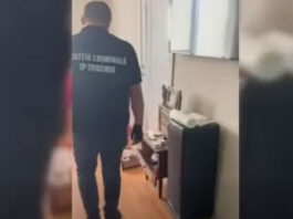 Percheziții la Drochia. Pistol și 77 de cartușe, ridicate de polițiști