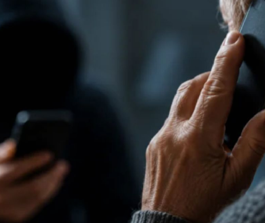 O femeie din Dondușeni a rămas fără 30.000 de lei după ce a divulgat un cod primit prin SMS