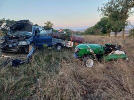 Minitractor lovit din spate de un Mitsubishi pe traseul R-7. Un bărbat a murit