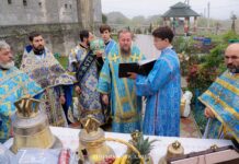 Sfânta Liturghie și sfințirea clopotelor la biserica “Acoperământul Maicii Domnului” din satul Cuhureștii de Jos, raionul Florești