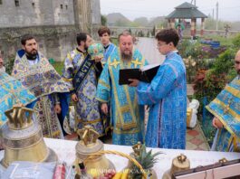 Sfânta Liturghie și sfințirea clopotelor la biserica “Acoperământul Maicii Domnului” din satul Cuhureștii de Jos, raionul Florești