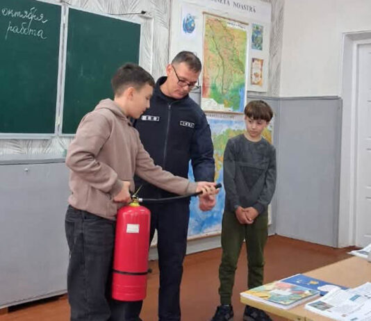 Lecție de siguranță la Gimnaziul „D. Matcovschi” din Soroca